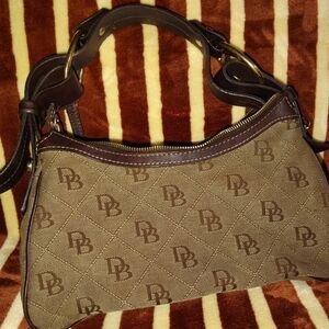 Dooney & Bourke removing Feb 2025- Hobo Crossbody Purse -